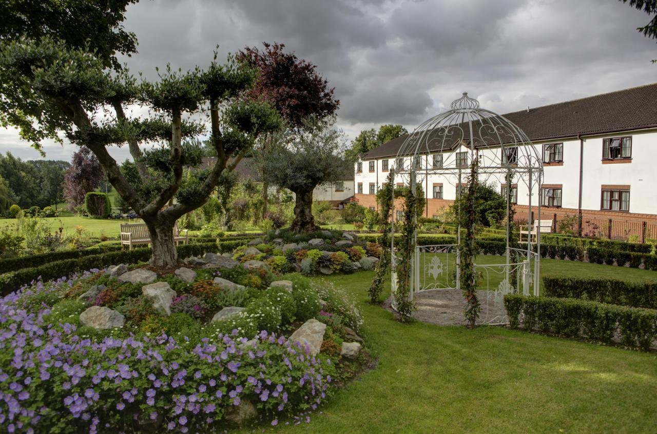 Best Western Plus Ullesthorpe Court Hotel & Golf Club Lutterworth Bagian luar foto