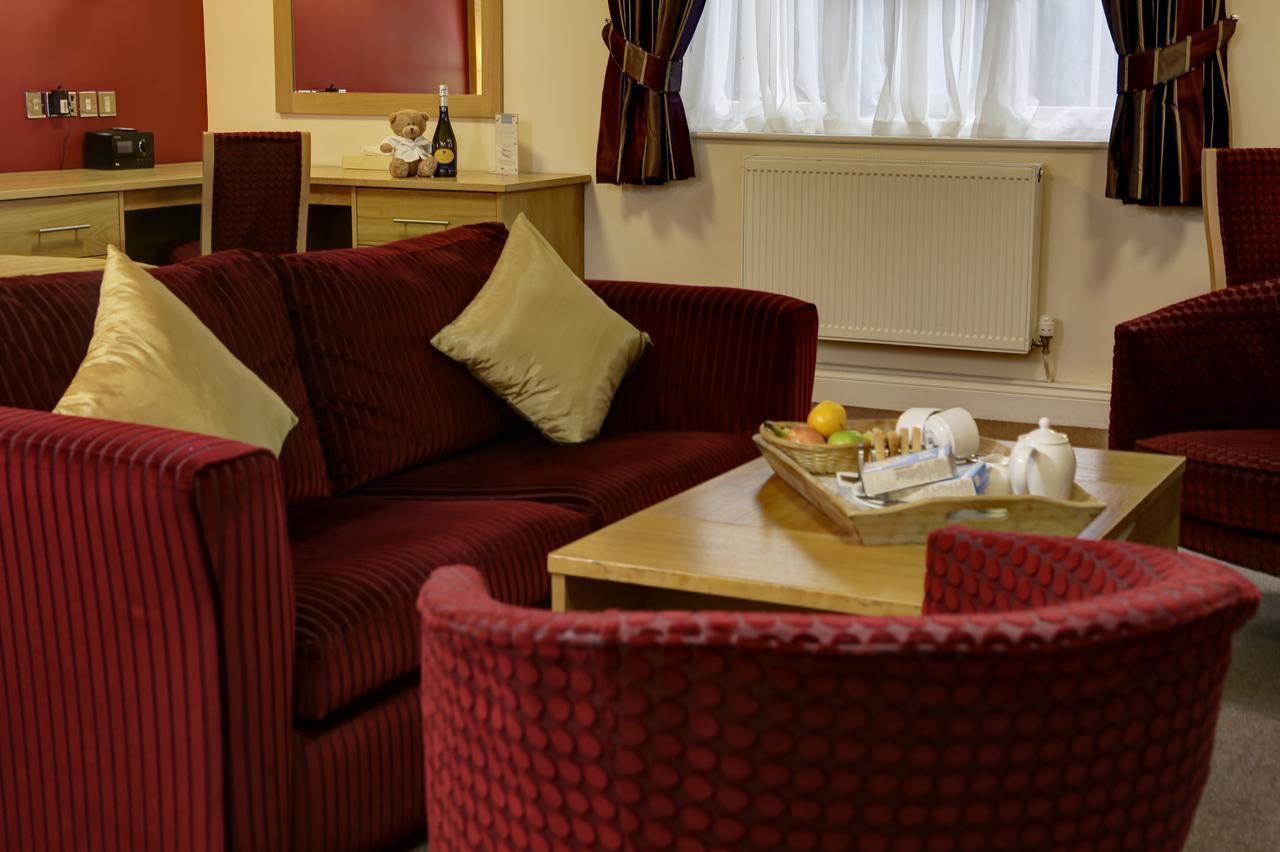Best Western Plus Ullesthorpe Court Hotel & Golf Club Lutterworth Bagian luar foto